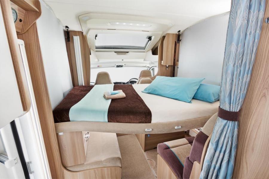 Интерьер Swift Motorhomes Esprit 496 2015 года  (фото 2 из 5)